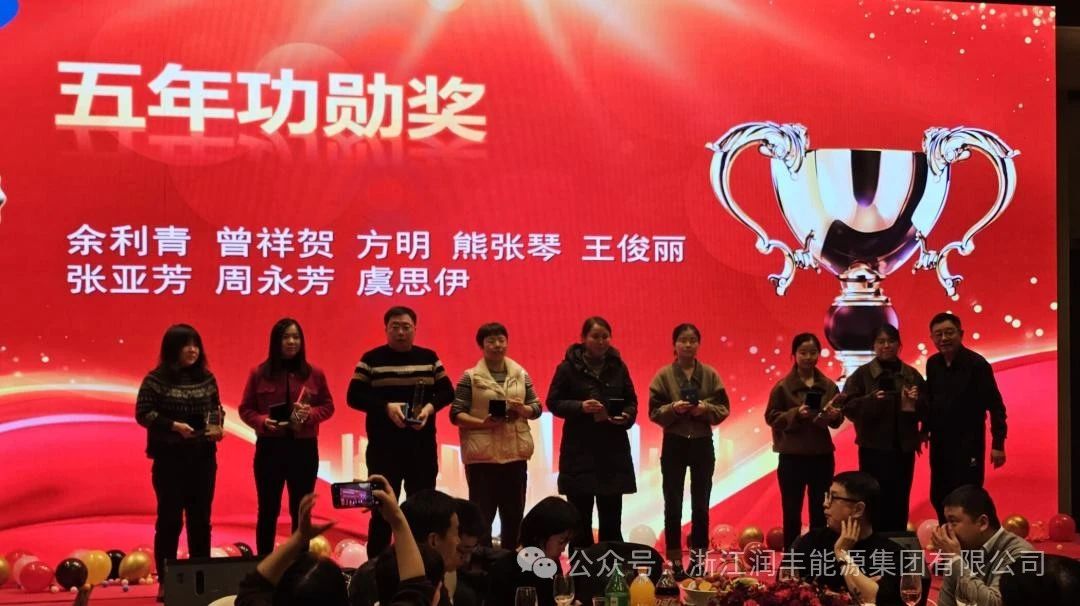 1715654826357603.jpg 67830d399db550fbc13e56782f827e0b.jpg